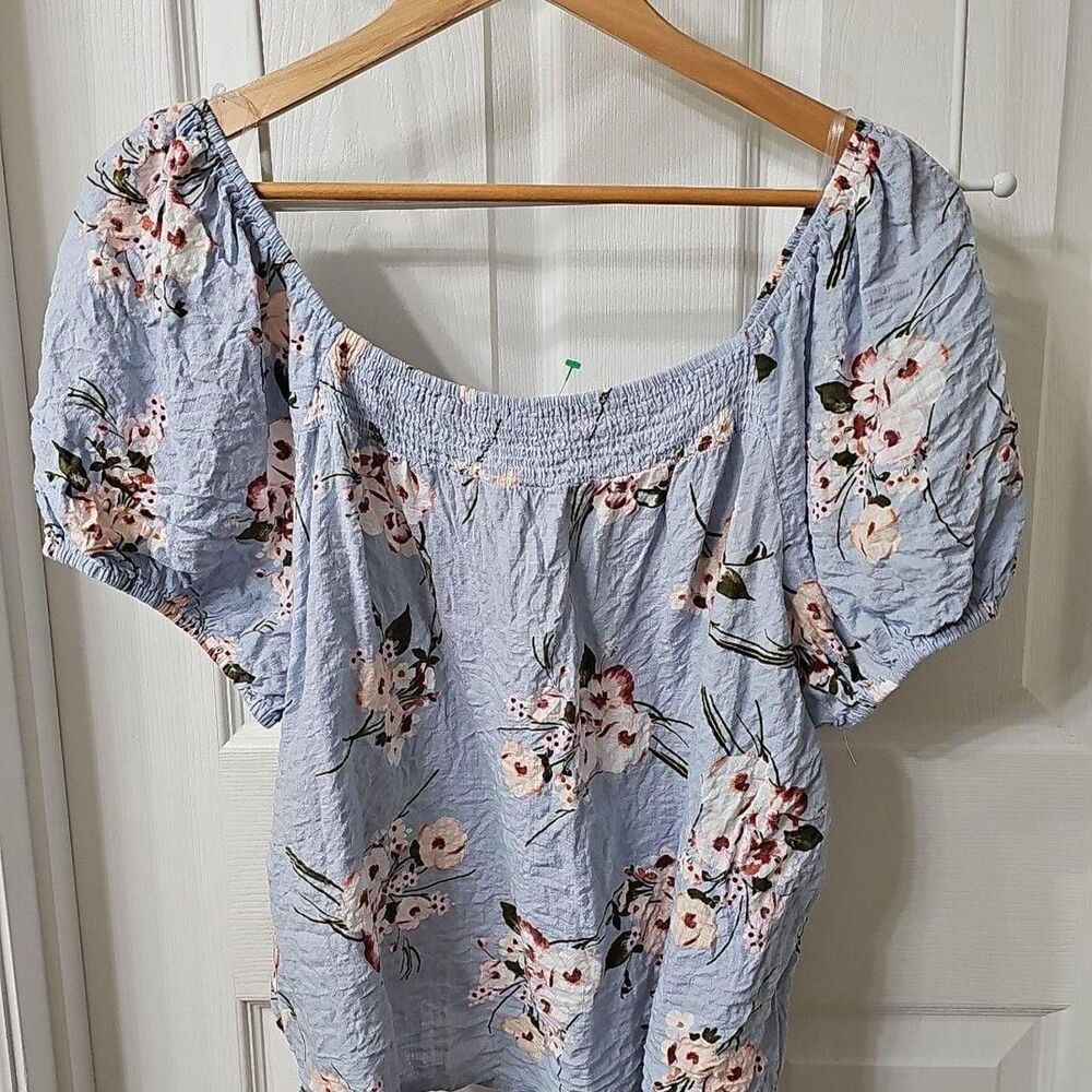 a.n.a Floral Smocked Blouse in Light Blue, Size XL